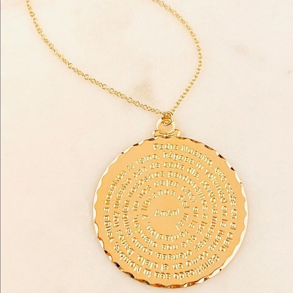 Lord  Prayer Necklace in Spanish